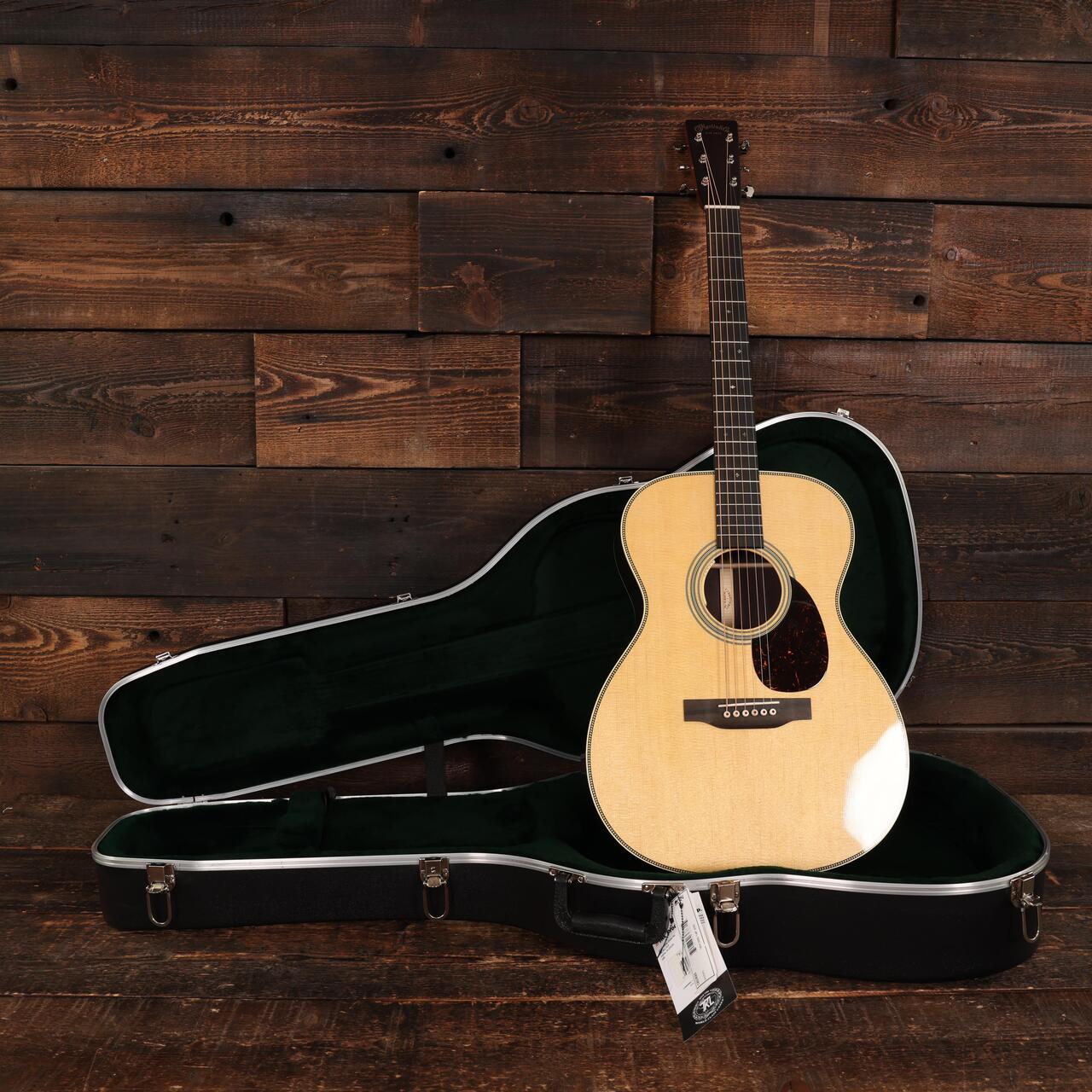 Martin OM-28E Standard Series Electro Acoustic Guitar with LR